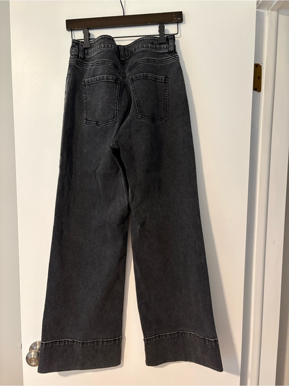 Cabi Lennox Wide Leg Women's Jeans - Charcoal Gray - Picture 3 of 9